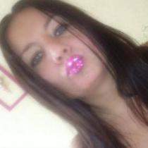 'Kim77', Woman from Poland , wants to chat with someone from Bradford United Kingdom