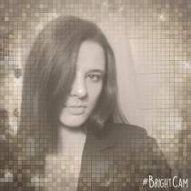	single 
			from Poland 
'Marta', lives in   Polska and seeks men