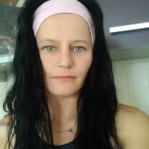 Polish Lady 
				'Marika', wants to chat with someone. Lives Poland  Chodzież