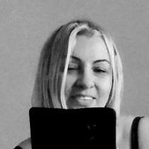 	Lady 
		from Poland 
'Magdalena', wants to chat with someone. Lives Poland  Polska